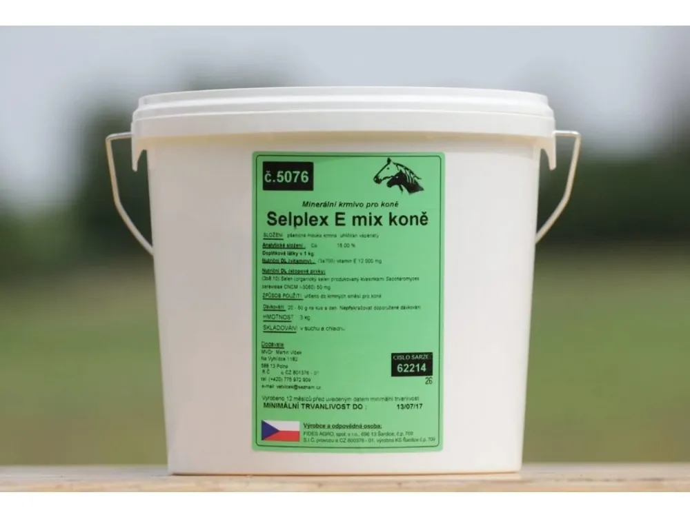 Akce Selplex E mix koně 3kg