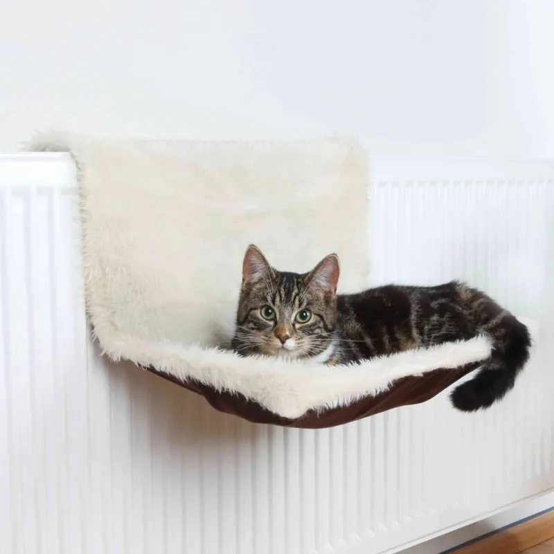 Odeslání Ihned TRIXIE Závěsné lůžko na topení, semiš.vzhled béžovo/hnědý 45x26x31c