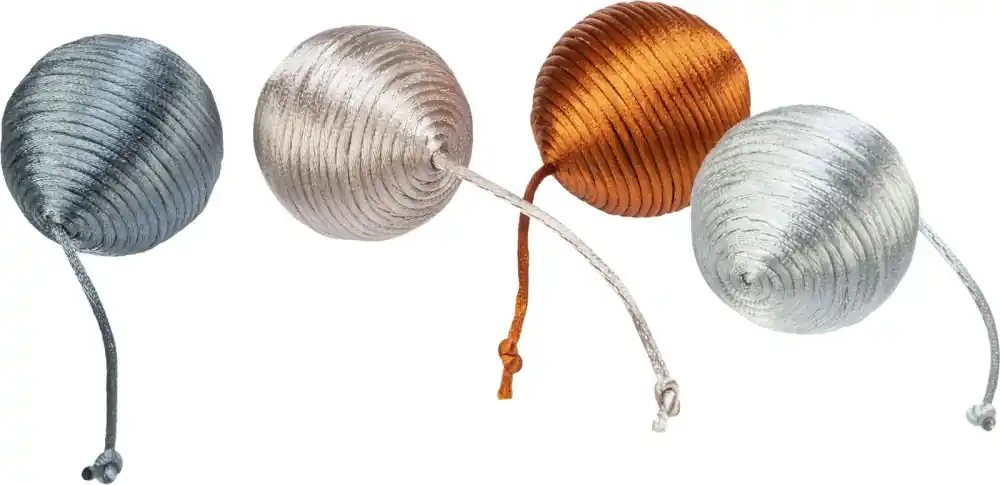 TRIXIE Chrastící metalický míček 4,6 cm, polyester Finální Výprodej