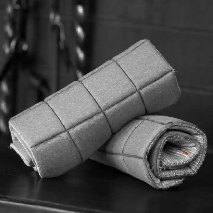 Vysoce Kvalitní Cirkulační podložky pod bandáže pro koně INCREDIWEAR EQUINE 16" - Barva Černá